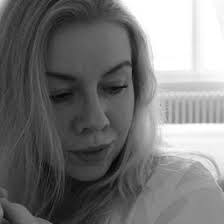 Melanie Sasse's Instagram, Twitter & Facebook