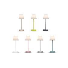 Lamp with antiqued brass shade, designed by ian k. Lola Slim Design Stehlampe Mit Metallfuss Aussen