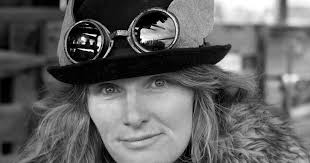 Heather Lynn Sparrow: 'The Dark is Light'