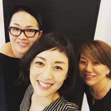 高岡早紀さん saki takaoka instagram写真と動画 高岡早紀 レディース パーマヘア ボブ 前髪 短め