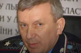 В склянці теплої води розчинити 25 гр пресованих (1 повну ч. E2qsio7pxainjm