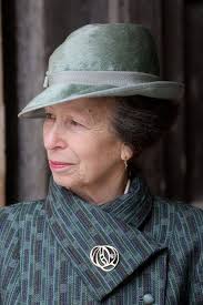 32 Photos of Princess Anne's Best Jewelry & Tiara Moments