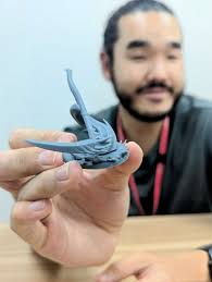 Can't deny it: it was the most complex and hardest model I painted in a  long time: can't exactly tell if I overestimated myself too much or I  underestimated too much the