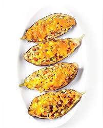 Aubergines Farcies A La Ratatouille Pour 4 Personnes Recettes Elle A Table Recette Aubergines Farcies Recettes De Cuisine Alimentation