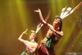 Bertujuan menghargai pelbagai jenis semangat, seperti semangat laut, tanah, hutan, dan kebun. Jurnalis Berbagai Negara Liput Rainforest World Music Festival Di Sarawak Antara News Jawa Timur