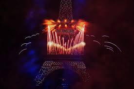 Le Plus Beau Feu D Artifice Du 14 Juillet 2020