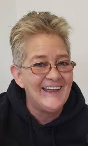 Carla Nesbitt's Instagram, Twitter & Facebook