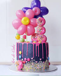 Birthday Cake With Balloons And Flowers Wow Look At This Balloon Flower Cake With Pink Donuts And Chocolate Glaze Drizzle By Art De Cake Lisa Steuerwal Cool Cake Designs Doughnut Cake Flower Cake
