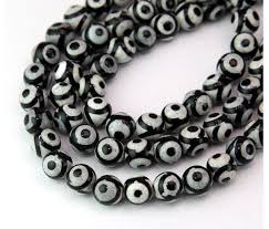 Dzi Agate Beads Black And White Evil Eye 8mm Round With Images Agate Beads Gemstones Agate