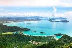 Couples can experience various activities and spend quality time with their partners while enjoying in malaysia. Honeymoon In Malaysia Arabia Weddings