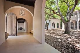 The Full Tour Of Calvin Klein S 16 Million Miami Beach House Miami Beach House Miami Houses Miami Beach Mansion
