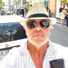 Jim Radcliffe, our Honk traffic columnist, answers reader questions. He  recently received this query from Mike Rowland in Long Beach: While  traveling in the 91 Express Lanes, in either direction, there is