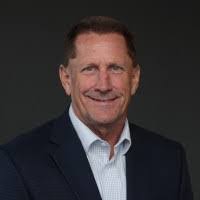 Michael Comer's Instagram, Twitter & Facebook