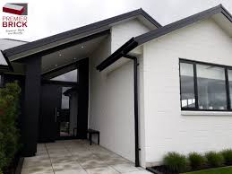 Black And White House Exterior Nz Premier Country Painted Brick Rumbled Edge 290x145xc70mm House Bricks Nz Premium House Brick Brick Exterior House Brick House Colors House Paint Exterior