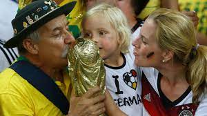 Aktualisiert am mittwoch, 09.07.2014, 00:42. Der Traurigste Fan Spricht In Bild Ihr Habt Den Pokal Verdient Fifa Wm 2014 Bild De