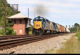 Railpictures Net Photo 6462 Csx Transportation Csxt Emd Gp40 2 At Limeville Kentucky By Rick Erben Csx Transportation Railroad Photos Train Tracks