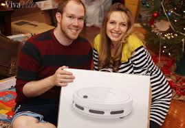 bObi, the Intelligent Floor Cleaner, from BobSweep Review