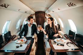 Sicuramente uno dei gesti più belli (e utili) fatti in milionair europe ретвитнул(а) tgcom24. Modern Millionaires How A Percentage Of Americans Made Their Millions