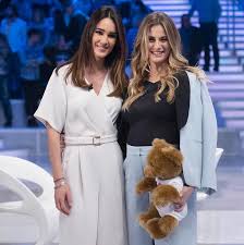 I due, dopo la nascita della loro primogenita, nina speranza, si sono sposati in gran segreto qualche settimana fa. Verissimo Anticipazioni Cristina Marino Io E Luca Argentero Aspettiamo Una Bimba Dovevamp Sposarci Ma