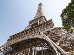 Der eiffelturm wurde am 31. Wie Hoch Ist Der Eiffelturm Paris Erleben