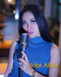 Vita Alvia Png 305 386 Lagu