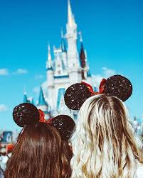 I Hope One Day Me And My Bestie Will Do This Rystenschell Cute Disney Pictures Disney World Pictures Disney Photo Ideas
