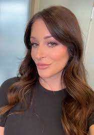 Jenna Vance's Instagram, Twitter & Facebook