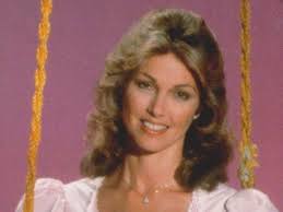 Molly says vote bitch‏ @isteintraum 25 июл. Marianne Gordon Bio Age Divorce Nationality Body Measurement Career