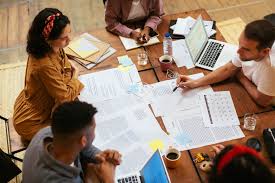 27 Problem-Solving Strategies to Turn Challenges into Opportunities