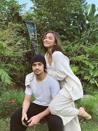 Instagram (irish bella & angela gilsha). Masih Terpukul Atas Kepergian Marco Panari Angela Gilsha Sekarang Adikku Sudah Jadi Abu