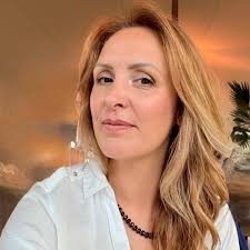 Going to Iceland near the end of March. What kind of weather should I  expect?