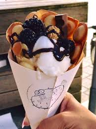 W ofercie posiadamy dedykowane modele dla każdej z pań. Woher Ihr Egg Waffles In Deutschland Bekommt Noche De Verano Coole Desserts Beste Dessertrezepte Selbstgemachtes Eis