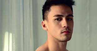Sofee Alexander: Hot Pinoy Rene Mayo does Psy's Gentleman