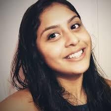 Elsa Davalos (@elsaddavalos)