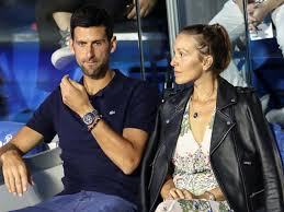 Novak i jelena nisu osećali nikakve simptome virusa, a test su uradili po prethodnom dogovoru sa lekarima. Novak Djokovic Coronavirus Top Ranked Tennis Player Novak Djokovic And Wife Jelena Test Positive For Covid 19 The Economic Times