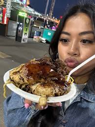 eating at the Washington state fair is $$$ lol but it's all about the  traditions. I've been going since I was a kid! do the puyallup 😅