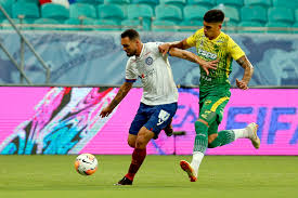 Embora o histórico deixe a torcida do bahia confiante neste jogo de futebol o mais legal de assistir jogo do bahia ao vivo em nosso site, é que você não. Em Jogo Marcado Pela Atuacao Da Arbitragem Bahia Perde Para O Defensa Y Justicia E Sai Atras Na Briga Pela Semi Da Sul Americana Esporte News Mundo