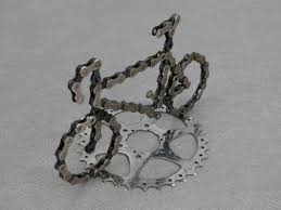 Mountain Bike With Sprocket Stand Made From Recycled Bike Etsy Bike Chain Bicycle Chains Metal Art