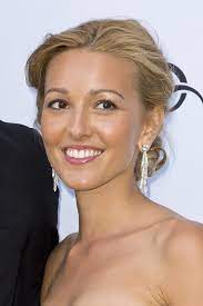 Novak djokovic, competing in the 2019 u.s. Jelena Ristic Twisted Bun Jelena Ristic Looks Stylebistro
