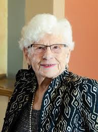 Madeline Stover's Instagram, Twitter & Facebook