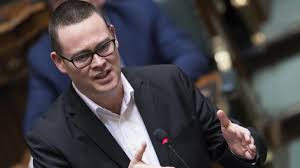 09.11.2021 · raoul hedebouw a un rôle prédominant à l'externe, mais moins à l'interne. Ou Es Tu Raoul Hedebouw Edition Digitale De Liege