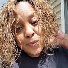 Call us for this super easy low-maintenance summer bob!