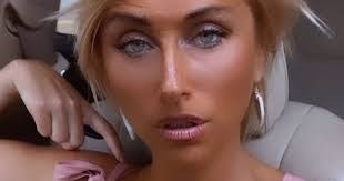 Marisa Kyle's Instagram, Twitter & Facebook