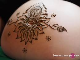 Henna Designs Belly By Hennalounge Gepind Door Www Hierishetfeest Com With Images Henna Henna Tattoo Designs Belly Henna