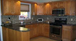 honey oak kitchen cabinets wall colors