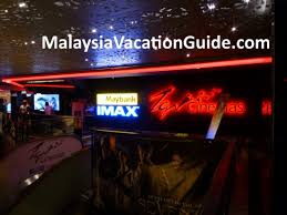 Damansara utama çevresindeki popüler mekanlar. 1 Utama Shopping Center