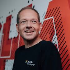 Dmitry Skaredov (@dskaredov)