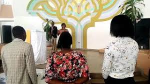 Entdecke rezepte, einrichtungsideen, stilinterpretationen und andere ideen zum ausprobieren. Deborah C Yahwe Mwaliwama 2020 Live Video March Unza Chapel Zambian Gospel Music Videos Youtube