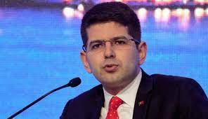 Ermut vatandaşlar tarafından günün merak edilen ismi oldu. Yatirim Ofisi Baskani Arda Ermut Gorevden Alindi Iste Yerine Gelen Isim