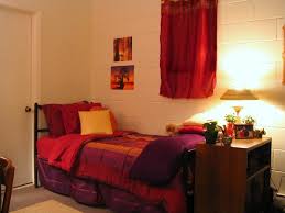 Indian Moroccan Bohemian Style Small Bedroom With Classic Reading Lamp Ideas College Apartment Decor Moroccan Style Bedroom Interior Design